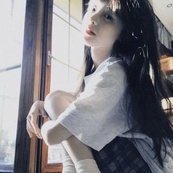 俏书记
